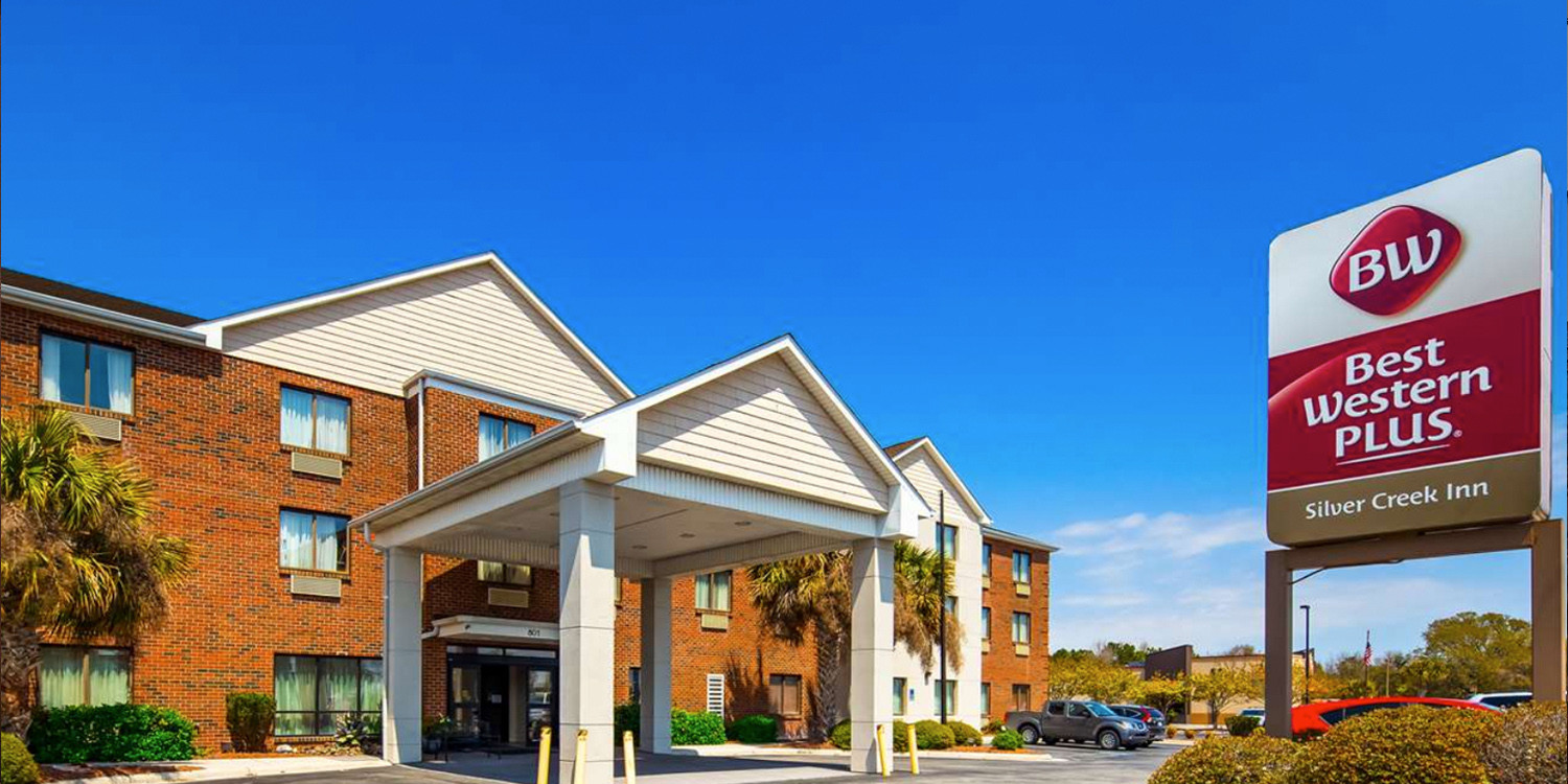 THE BEST WESTERN PLUS Swansboro - Emerald Isle PREMIER LODGING IN THE HEART OF SWANSBORO, NC