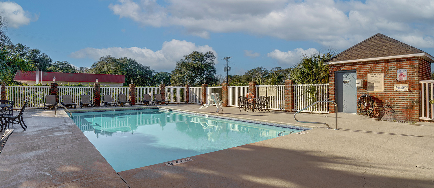 EXPERIENCE IMPRESSIVE AMENITIES, AND WELL-APPOINTEDGUEST ROOMS IN SWANSBORO, NORTH CAROLINA