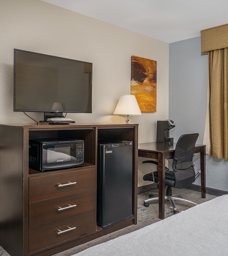 ENJOY A WIDE ARRAY OF MODERN ACCOMMODATIONSAT OUR SWANSBORO HOTEL